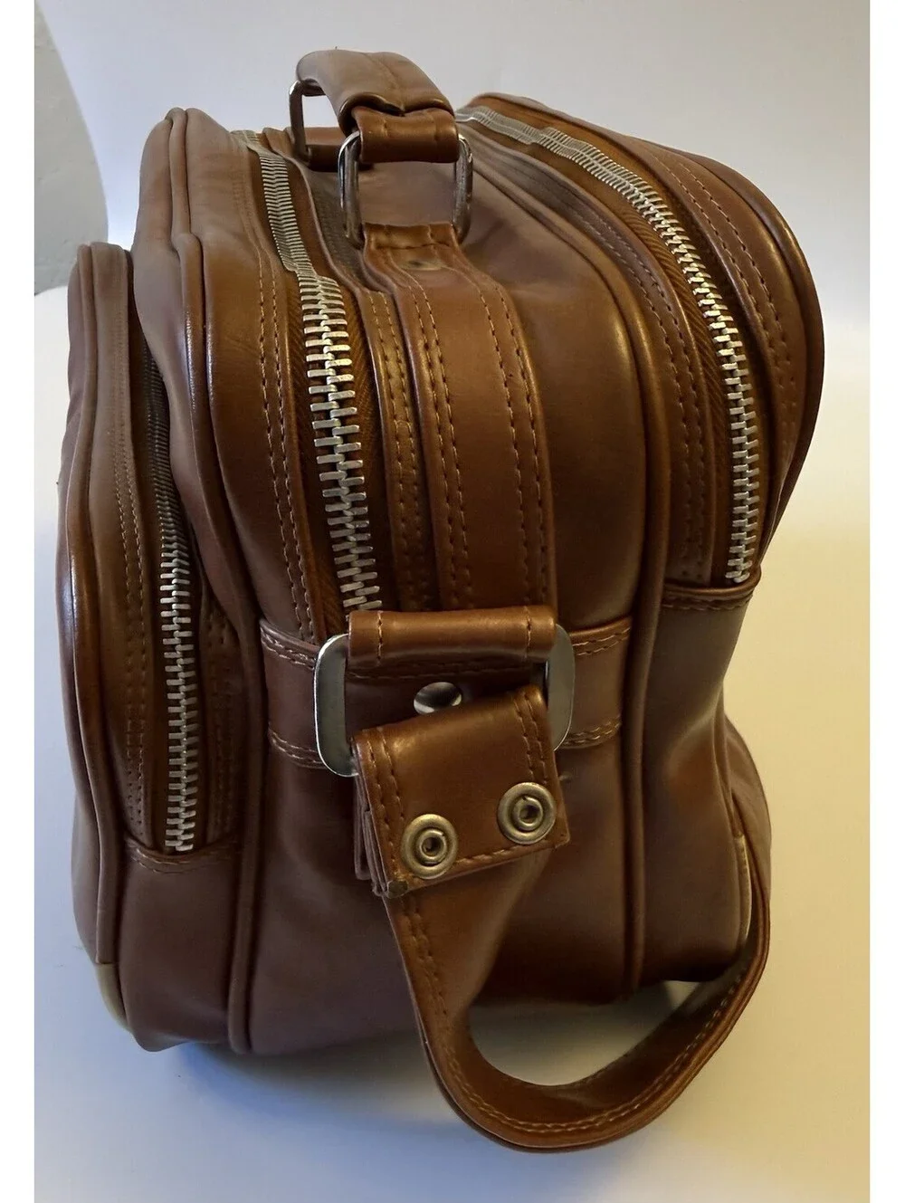 1970s Vintage Coast S-1 Tan Padded Camera Bag With Shoulder Strap